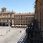 Angeles Plaza
