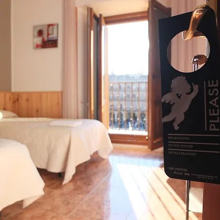 Angeles Plaza Саламанка