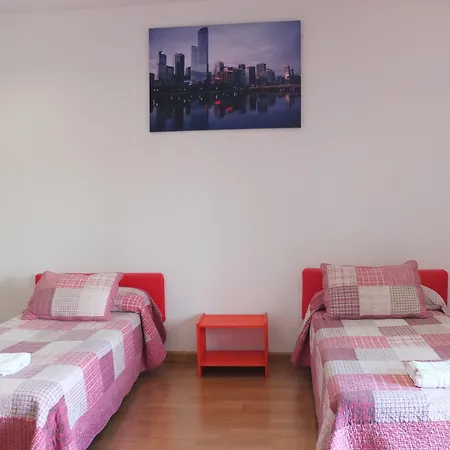 Angeles Plaza Guest house 2*