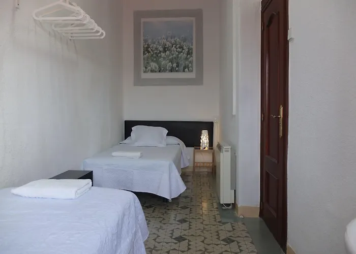 Angeles Plaza Maison d'hôtes 2*