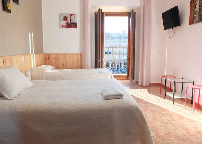 Angeles Plaza Гостевой дом 2*