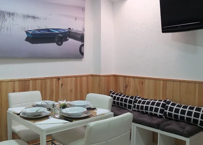 Angeles Plaza Pensionat 2*