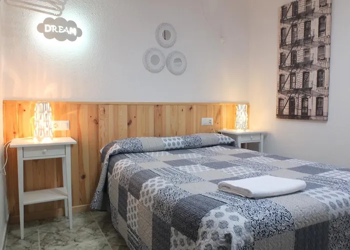 Angeles Plaza Саламанка